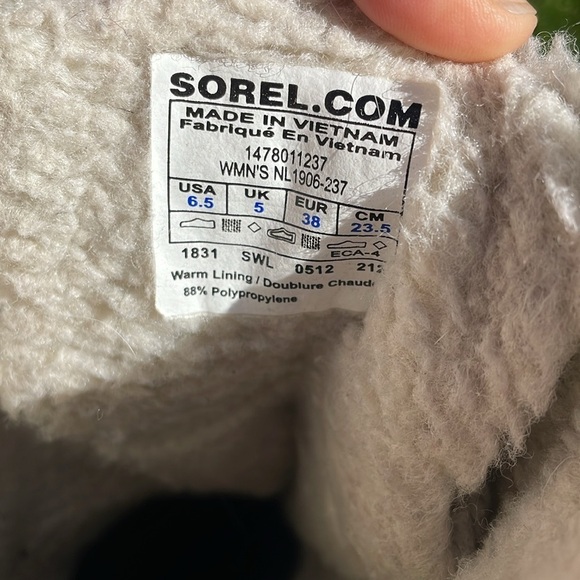 SOREL Waterproof Boots - Picture 11 of 11